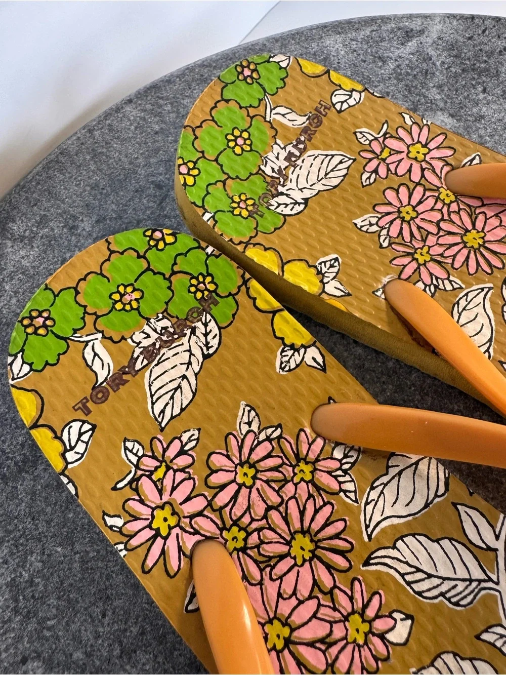 Tory Burch Yellow Floral Garden Flip Flops Logo 8
